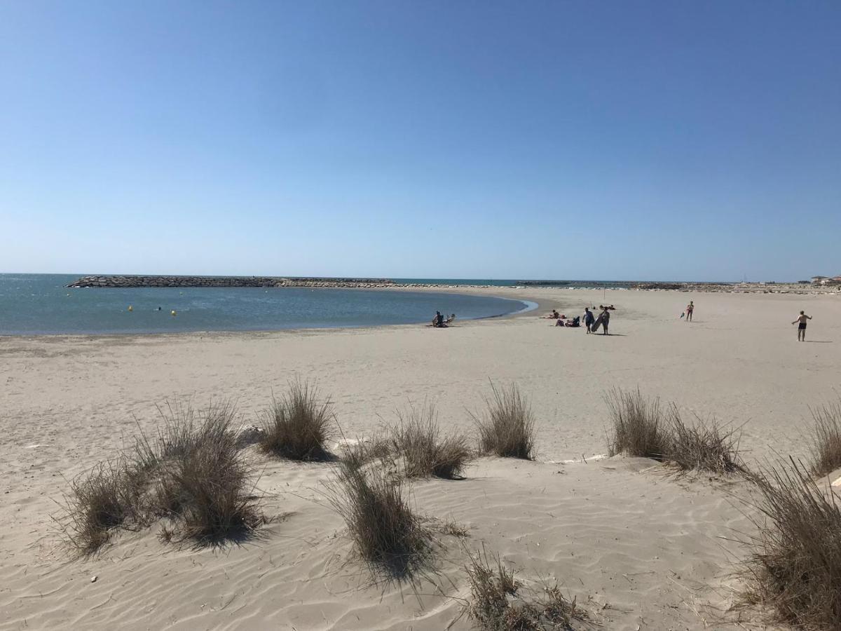 Refurbished Apartment 4 People 300M From The Sea Saintes-Maries-de-la-Mer Buitenkant foto